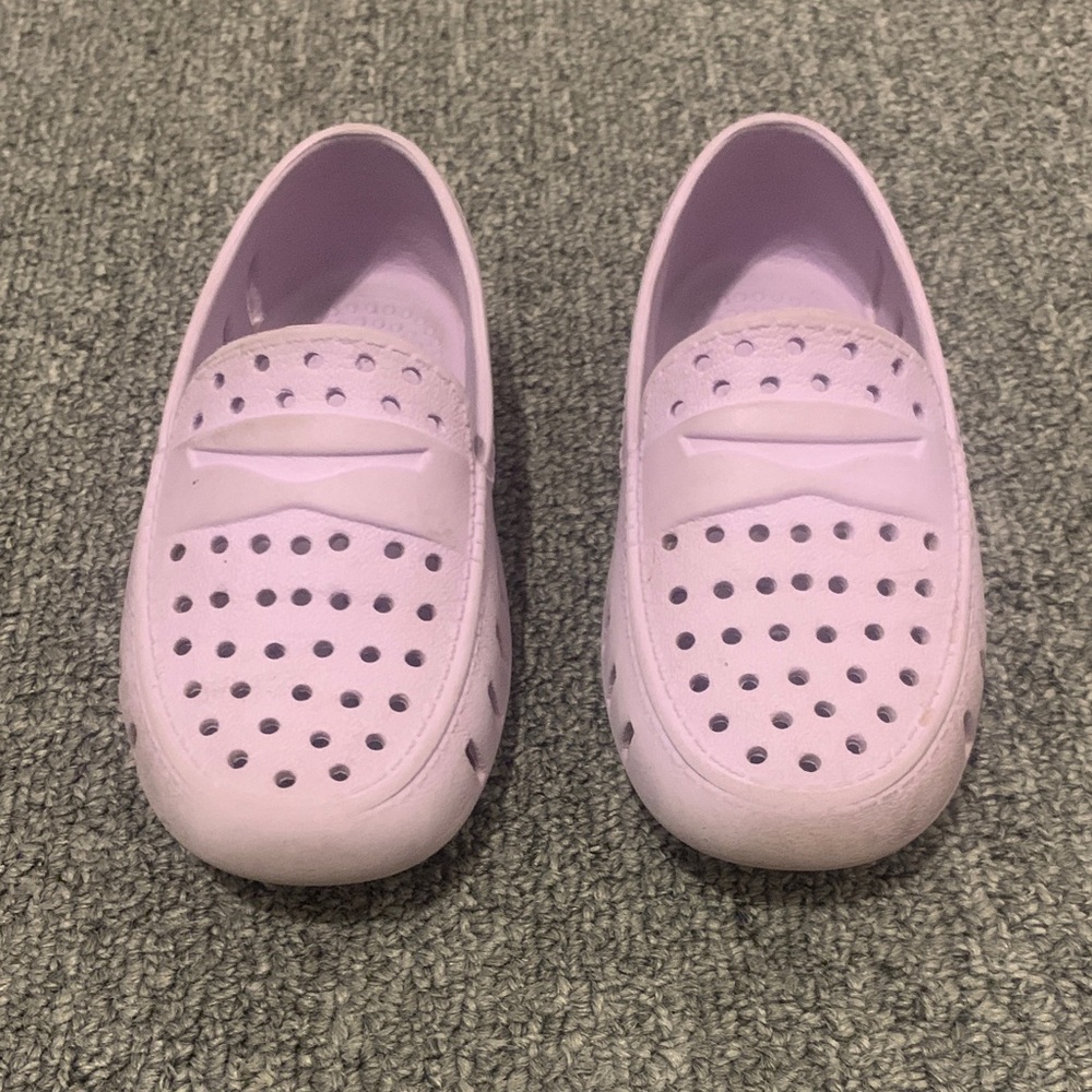 Floafers Perforated Lavender Rubber Loafers Toddlers Size 7